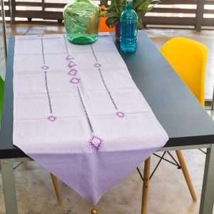 Runner with Tassels made by ARTEMANOSRunners