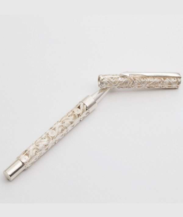 Filigree Pen made by Deco