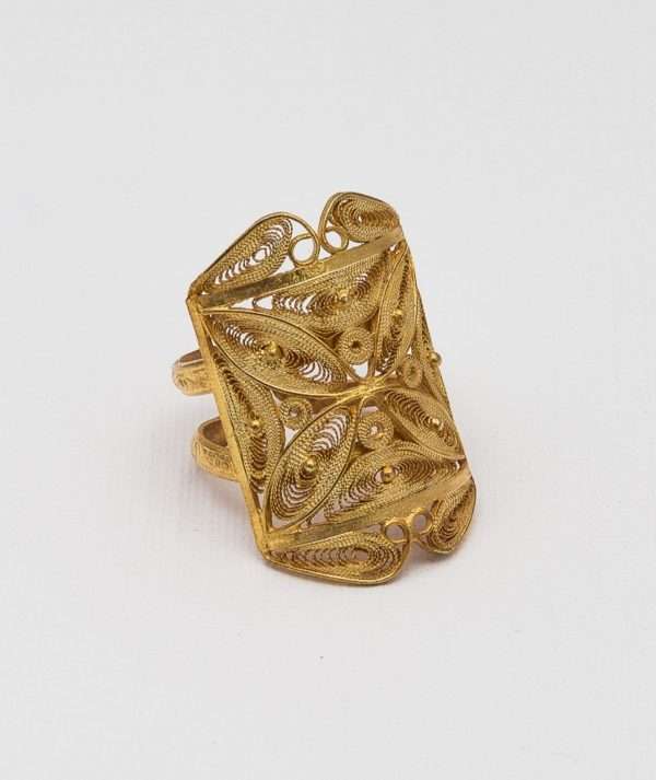 Rectangular Filigree Ring made by ARTEMANOS
