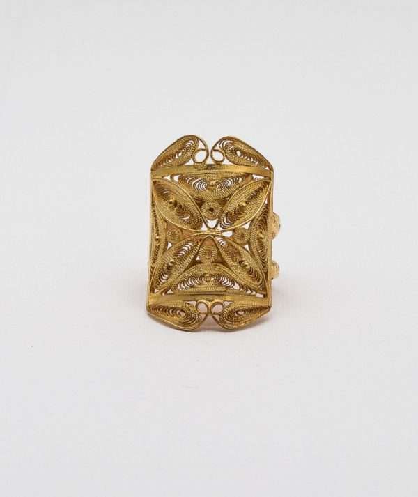 Rectangular Filigree Ring made by ARTEMANOS