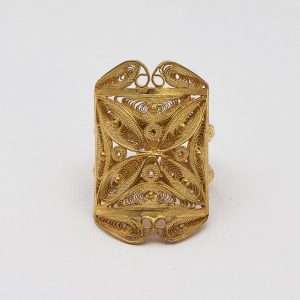 Rectangular Filigree Ring made by ARTEMANOS