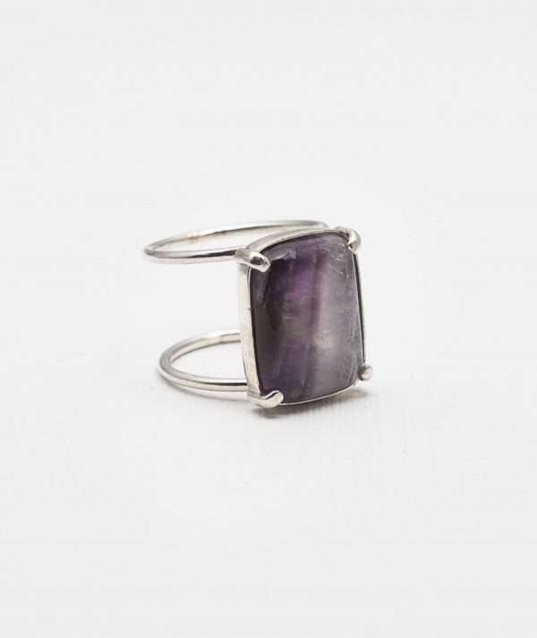 Amethyst Ring made by ARTEMANOS