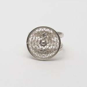 Modern Filigree Ring made by ARTEMANOS