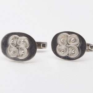 Oval Cufflinks made by ARTEMANOS