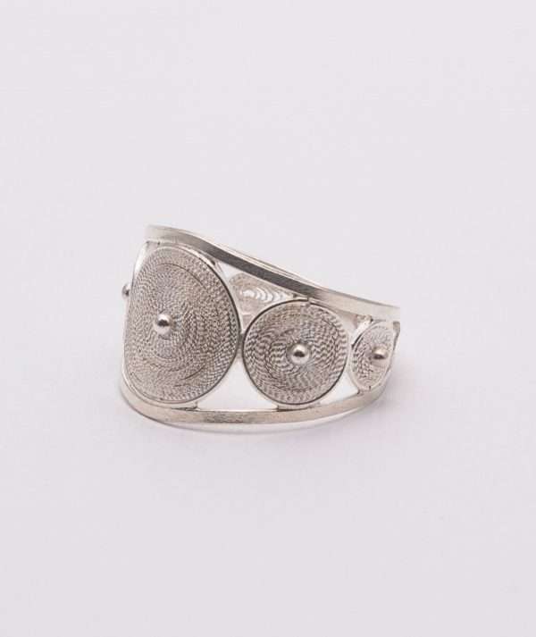 Filigree Ring made by ARTEMANOS
