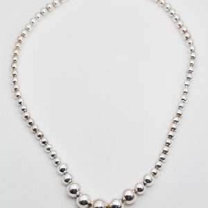 Beaded Necklace made by ARTEMANOS