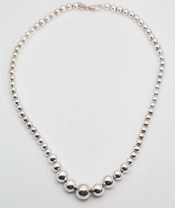 Beaded Necklace made by ARTEMANOS